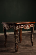 Istanbul Collection Table