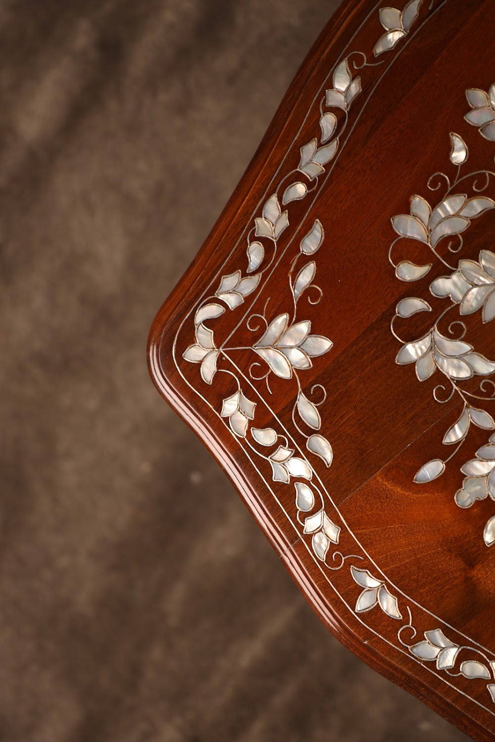 Istanbul Collection Table