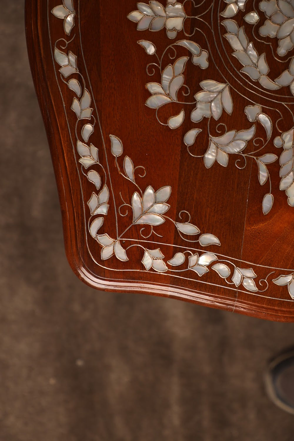 Istanbul Collection Table