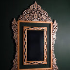 Handmade luxurious mirror with mother-of-pearl inlaid and lightened frame | Narjis collection